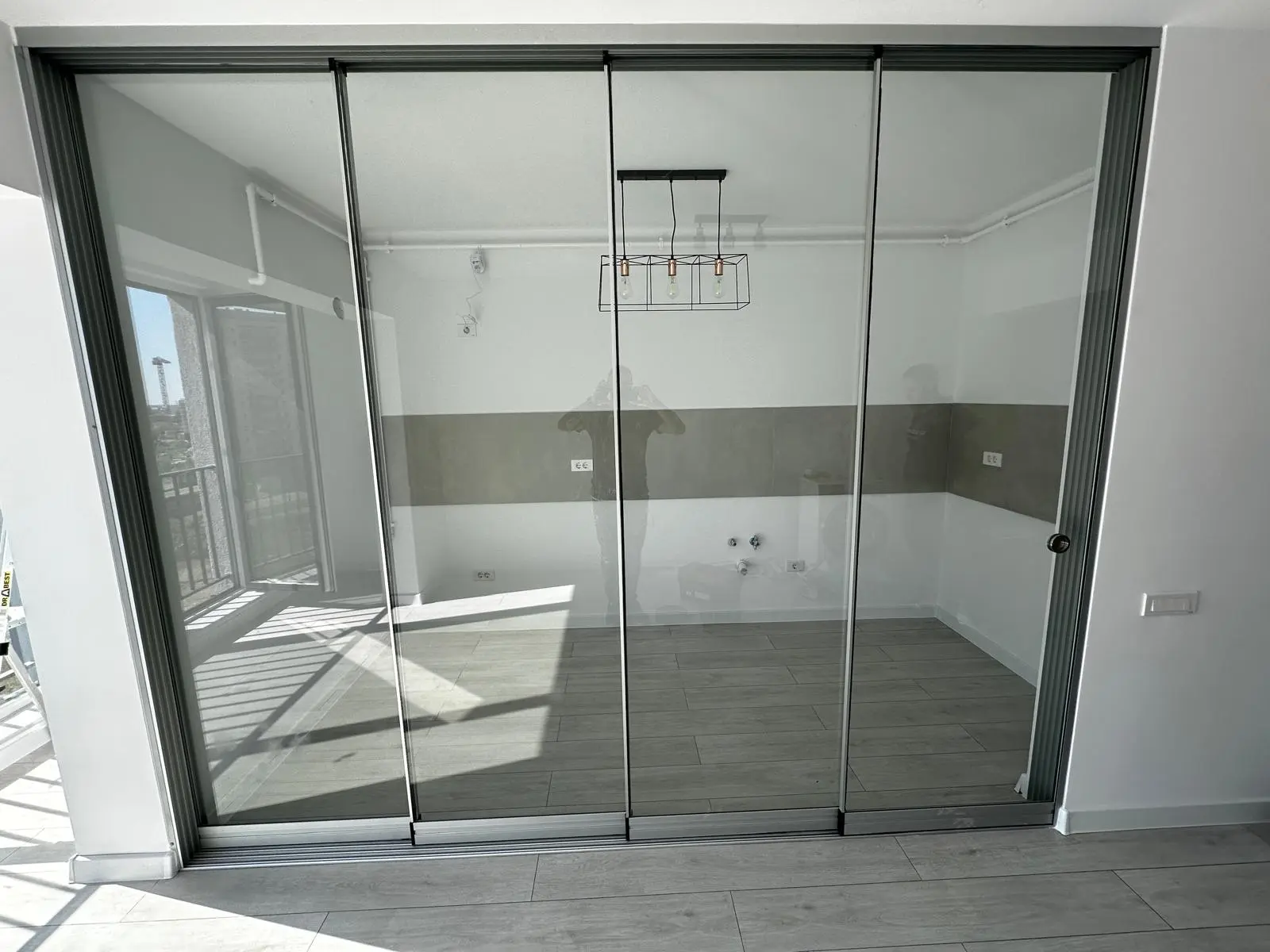 Delimitare Interioară cu Sistemul Valedo Sliding în București