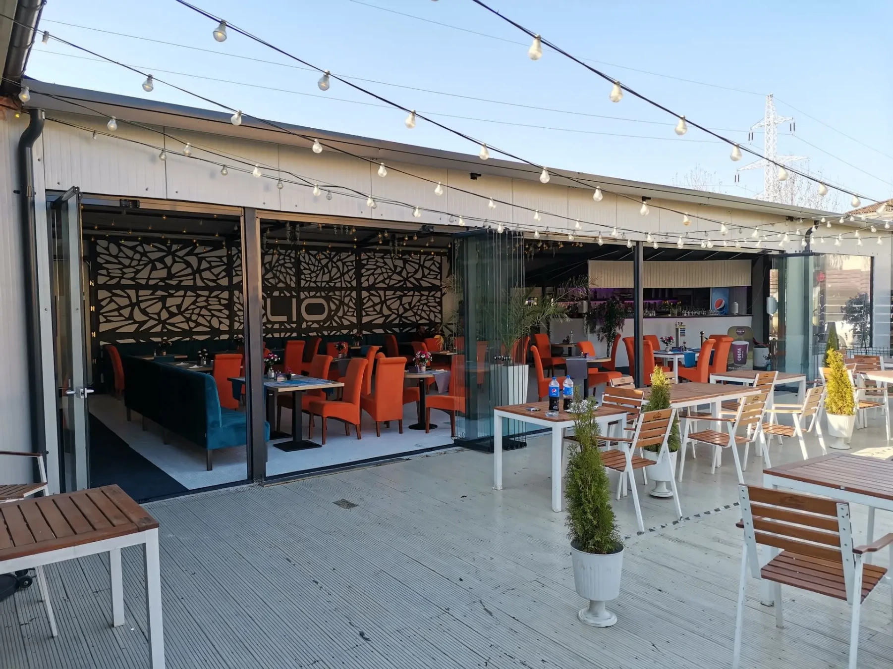 Închidere terasă restaurant cu Valedo BKS-T în Ilfov