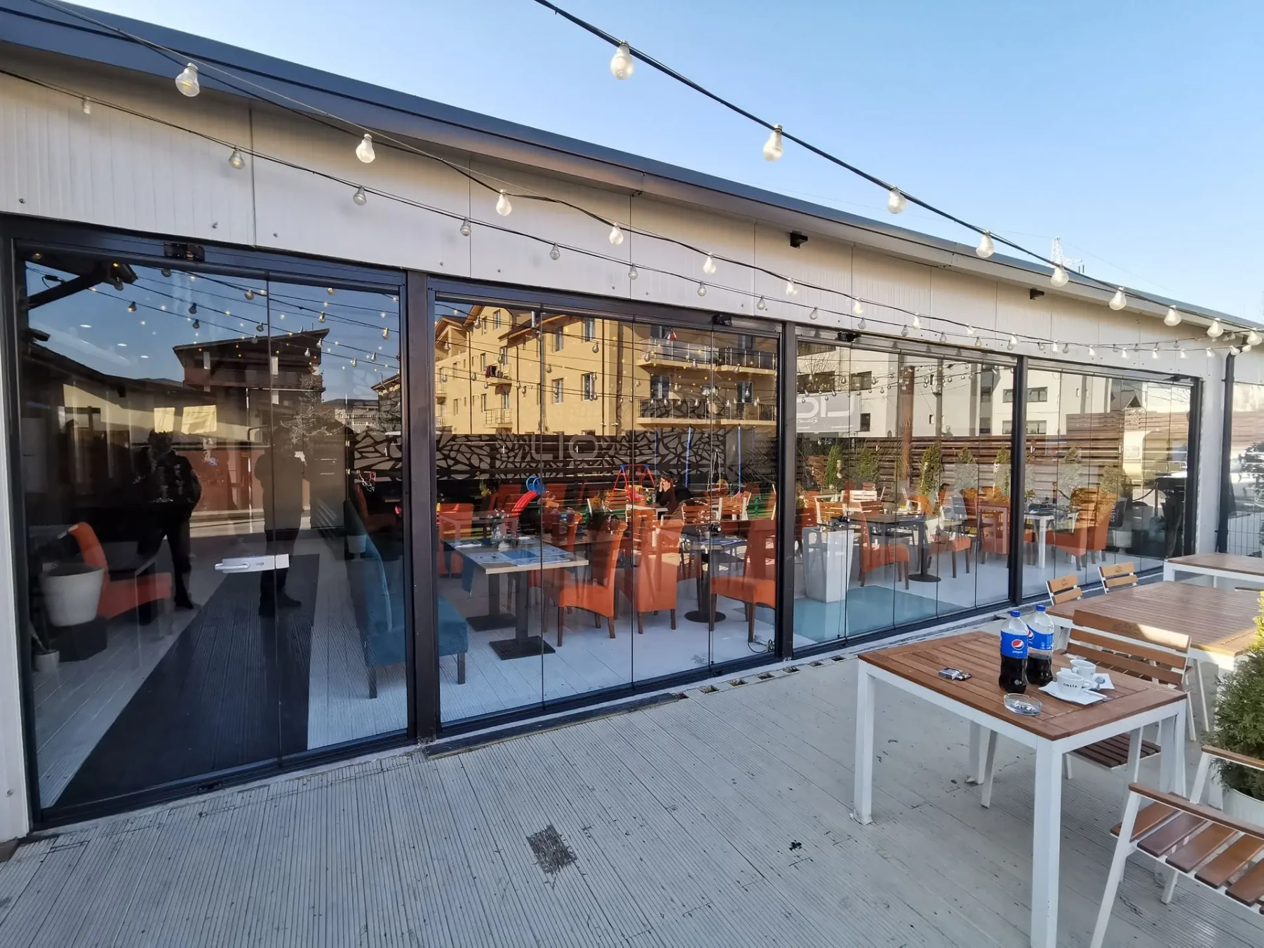 Închidere terasă restaurant cu Valedo BKS-T în Ilfov