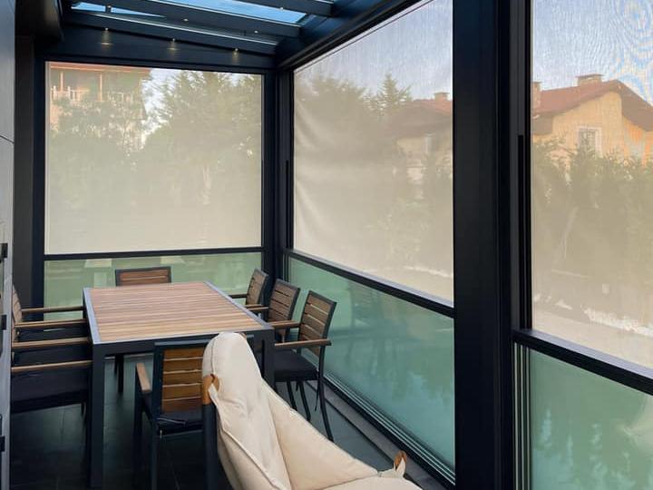 Am nevoie de autorizație dacă vreau să îmi închid balconul cu un sistem Valedo?