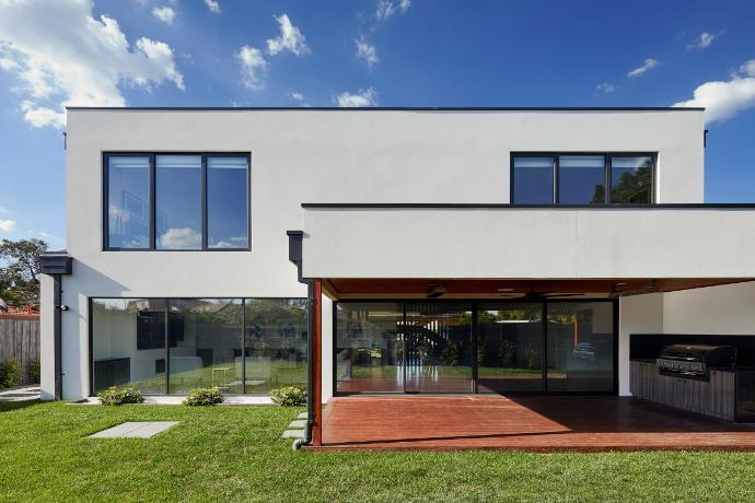 Casa duplex minimalista cu terasa (3)