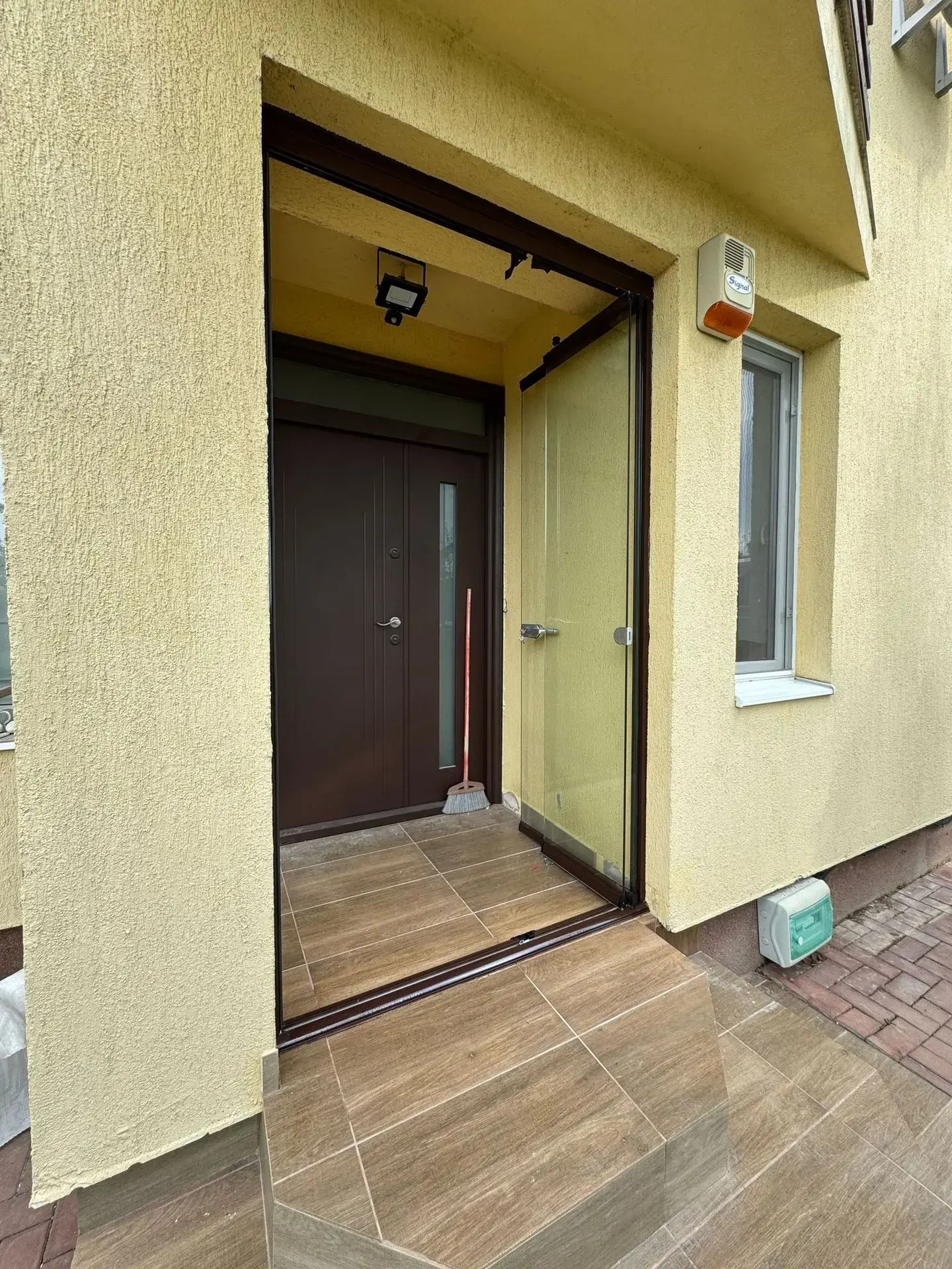 Inchidere terasa corbeanca cu sticla