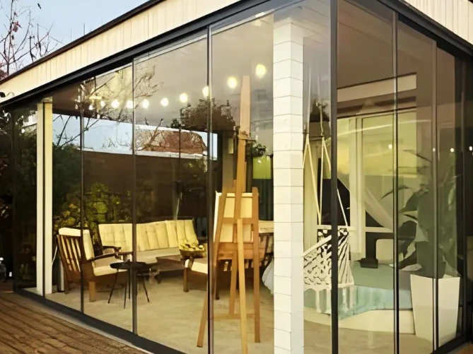 Valedo IS -  inchideri terase cu sticla culisanta termopan