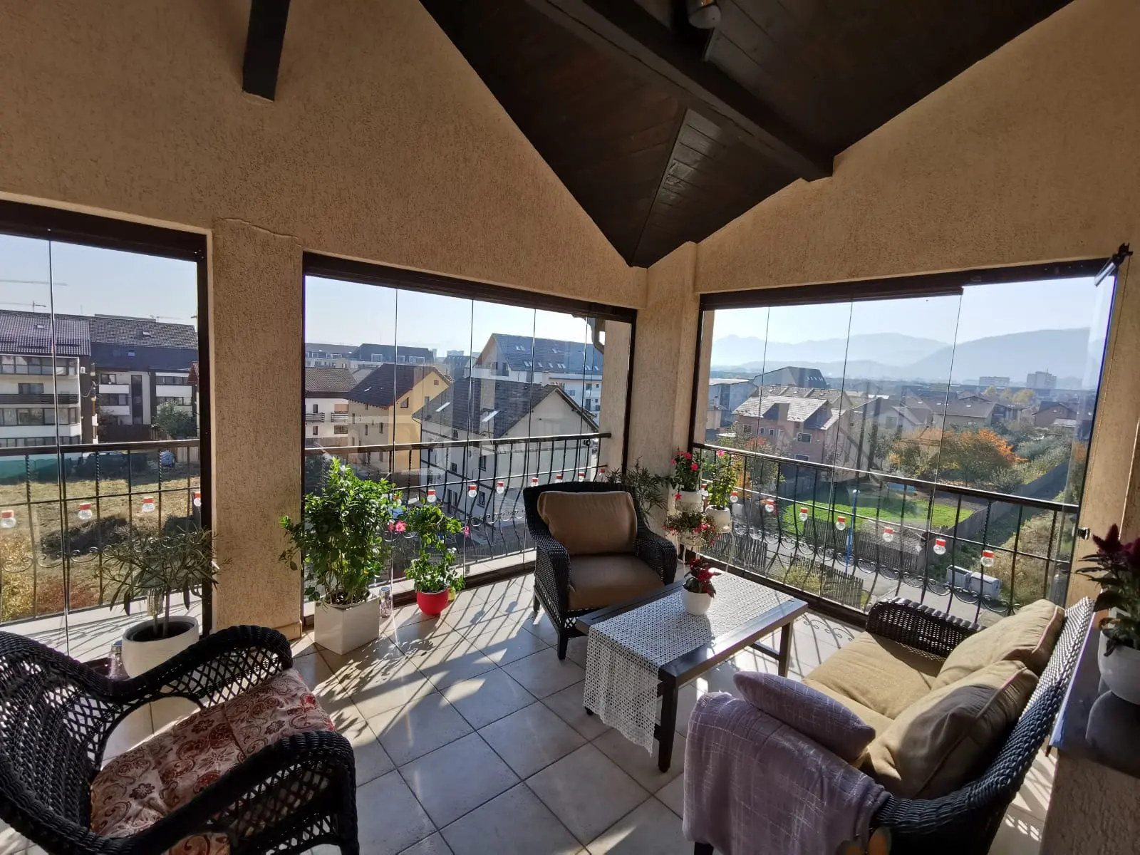 Închidere Terasă cu Sistemul Glisant Valedo BKS-T în Brașov