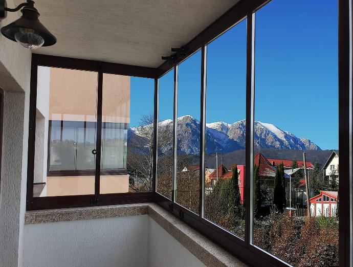 Valedo ICS -inchidere balcoane cu sticla termoizolanta Valedo ICS -inchidere balcoane cu sticla termoizolanta
