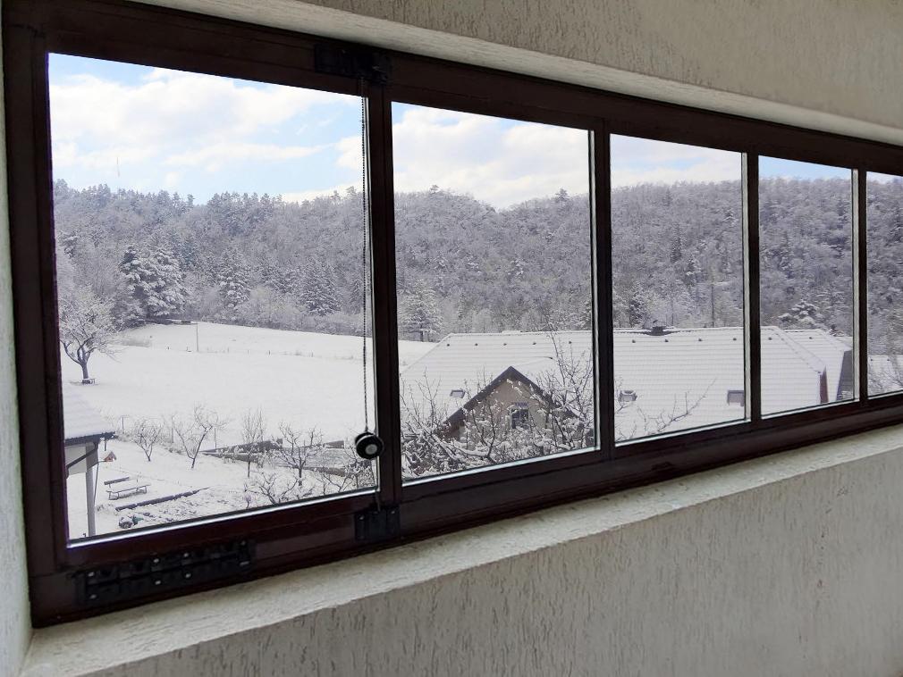 Valedo ICS - sistem de inchidere balcon cu termopan modern Valedo ICS - sistem de inchidere balcon cu termopan modern