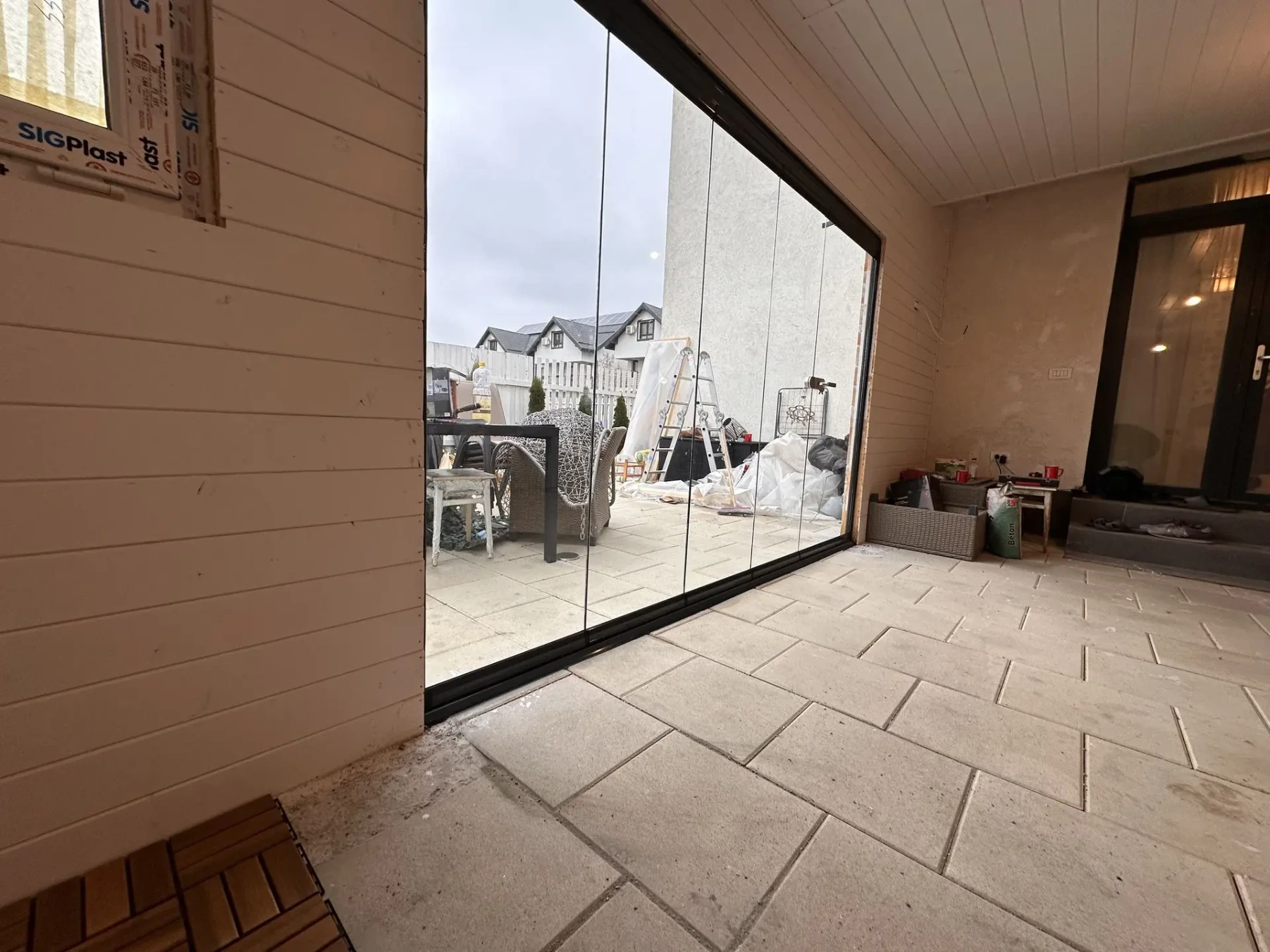 Terasă închisă cu sistemul glisant Valedo BKS-T în București