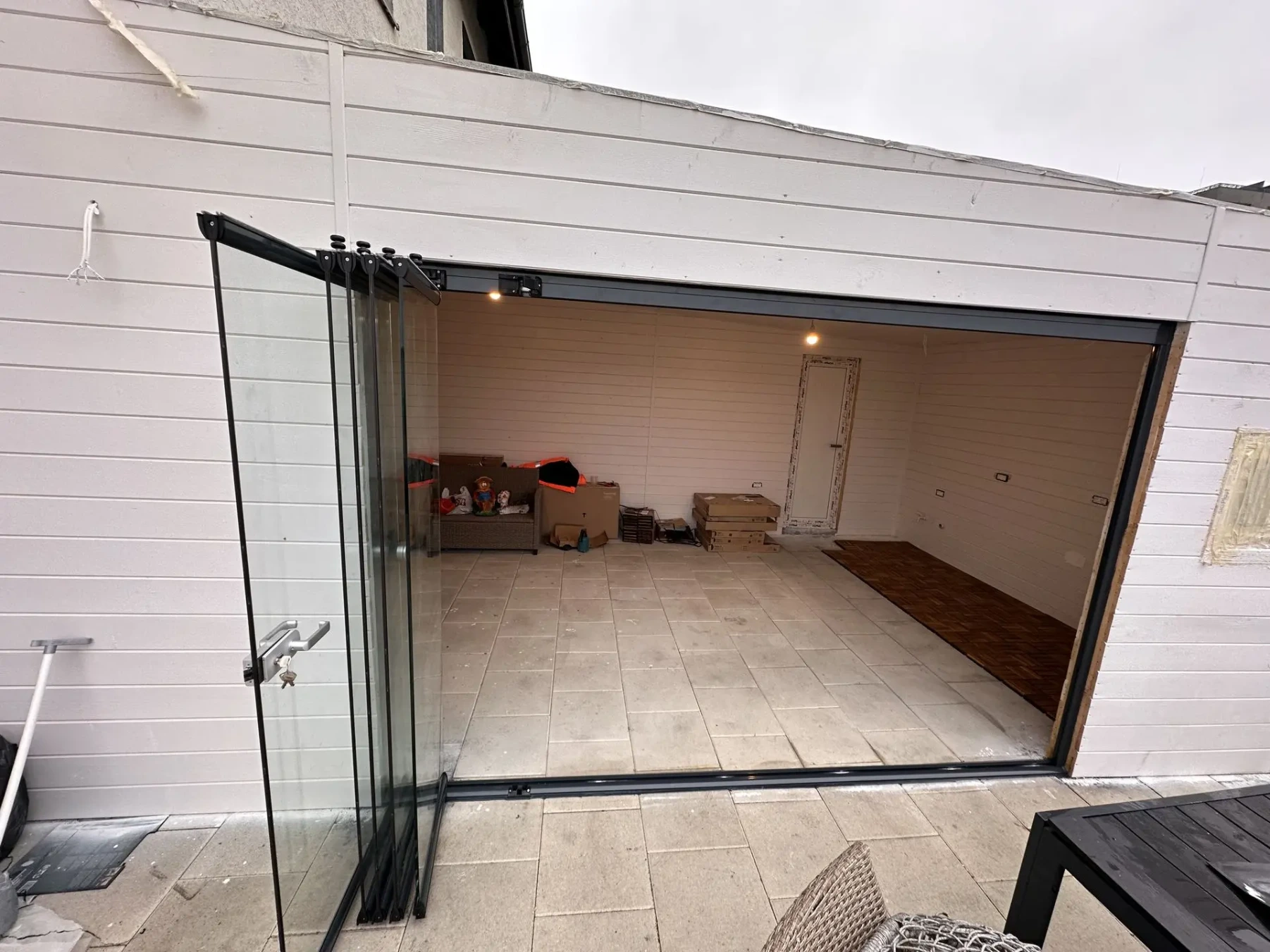 Terasă închisă cu sistemul glisant Valedo BKS-T în București