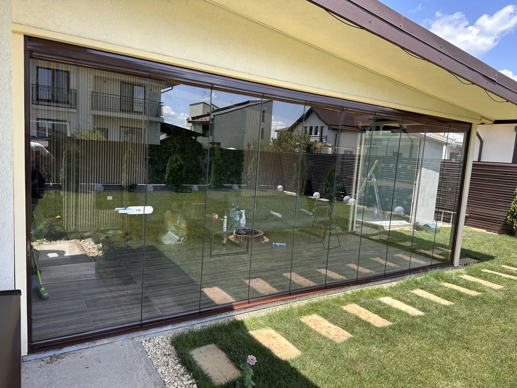 Terasă închisă cu sistemul Valedo BKS-T în Corbeanca