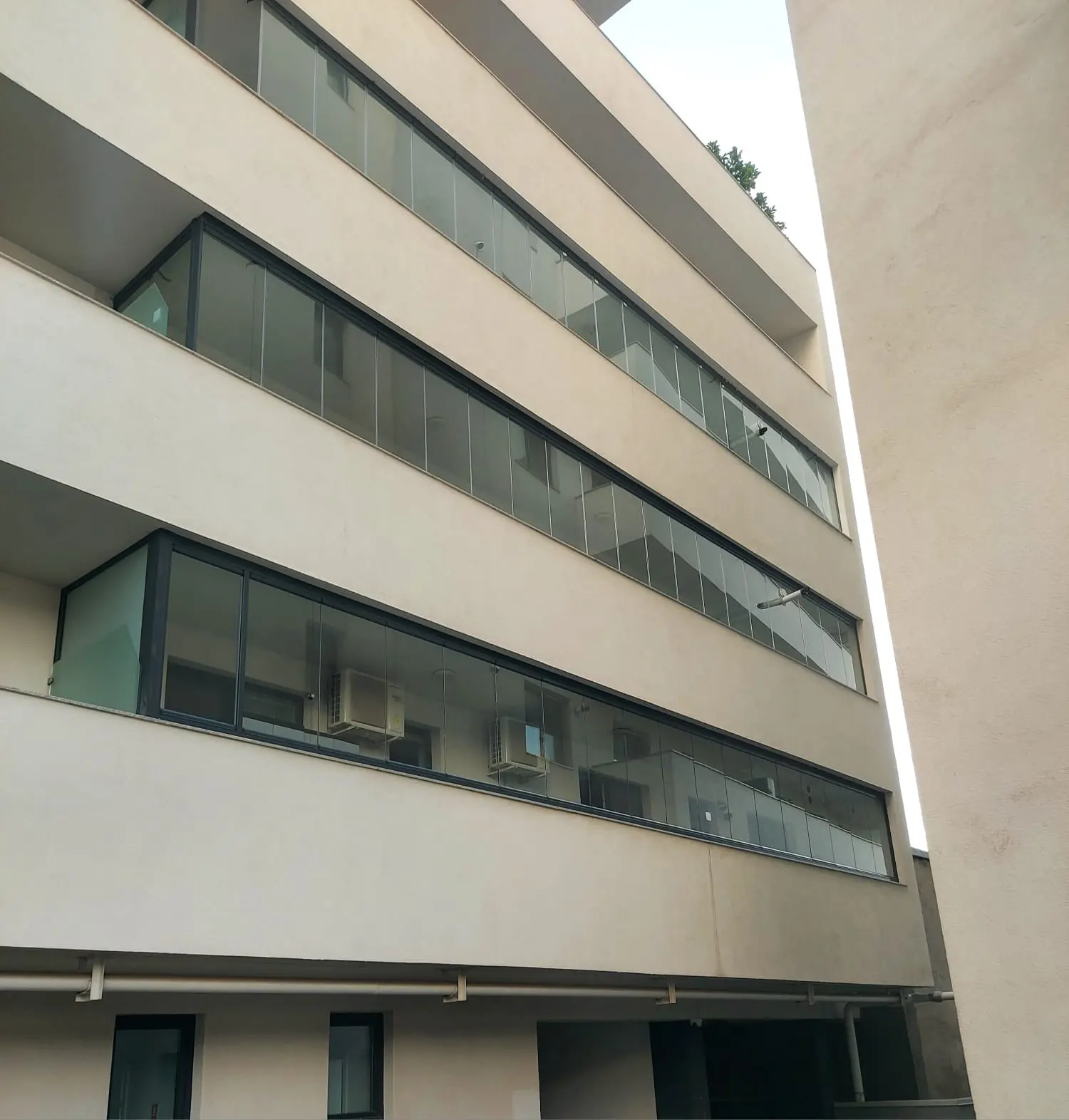 Închidere Balcon cu Sistemul Glisant Valedo BKS în București