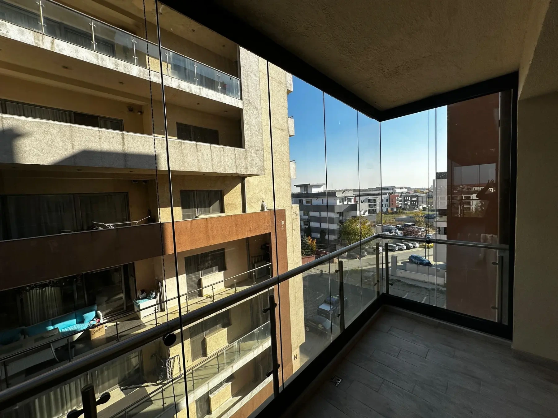 Închidere balcon cu sistemul glisant Valedo BKS în Pipera | valedo.ro