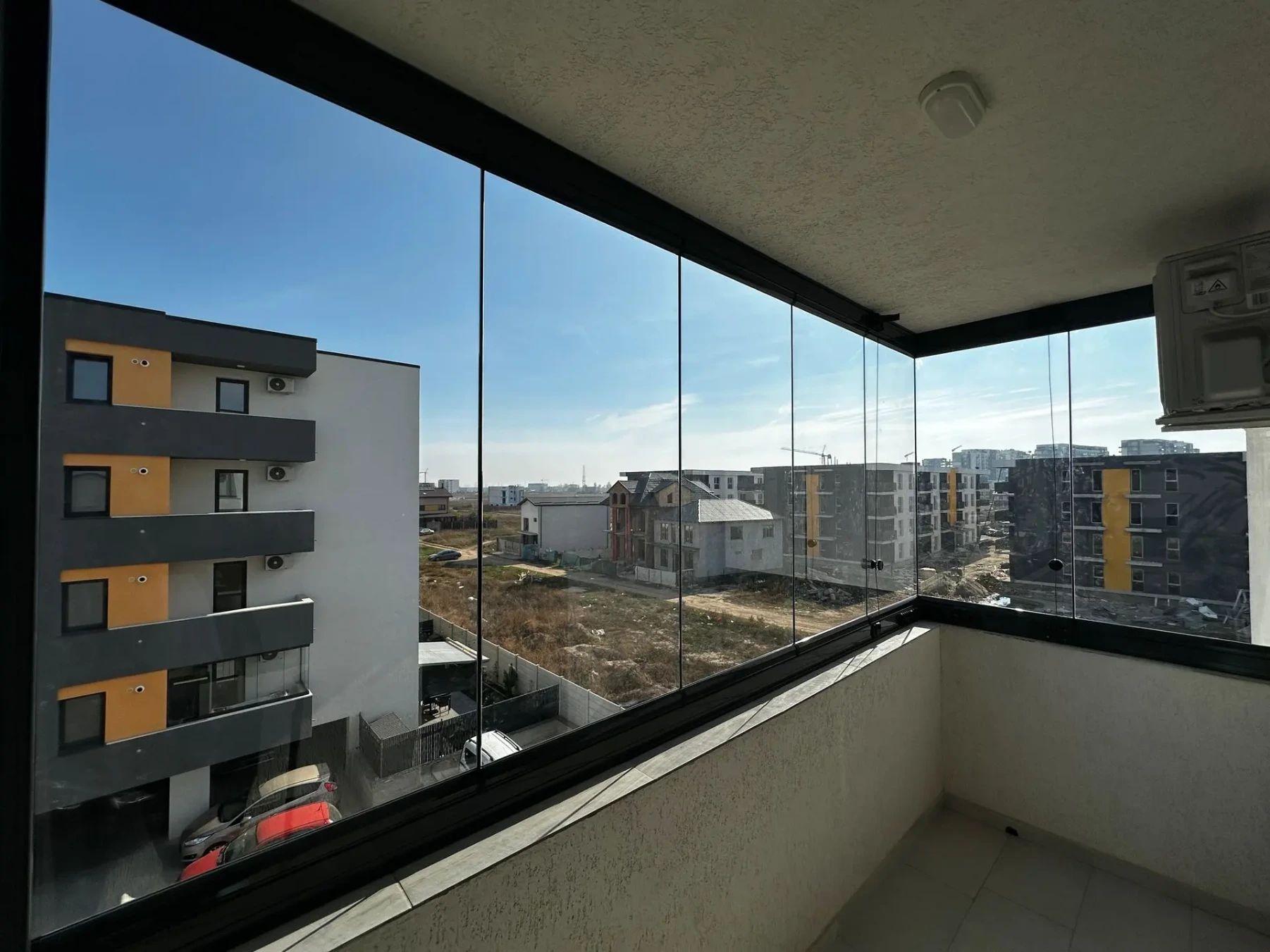 Închidere balcon cu sistemul Valedo BKS în Ilfov