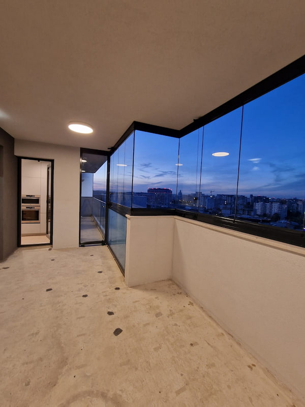 Penthouse - Inchidere terasa cu sistem glisant Valedo