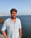 Sticla securizată: ce este și de ce să o alegi pentru închiderea terasei sau a balconului tău?